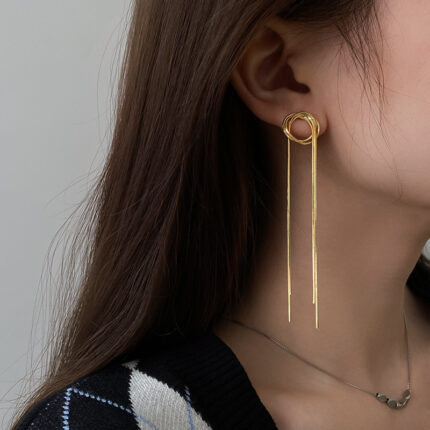 drop earrings