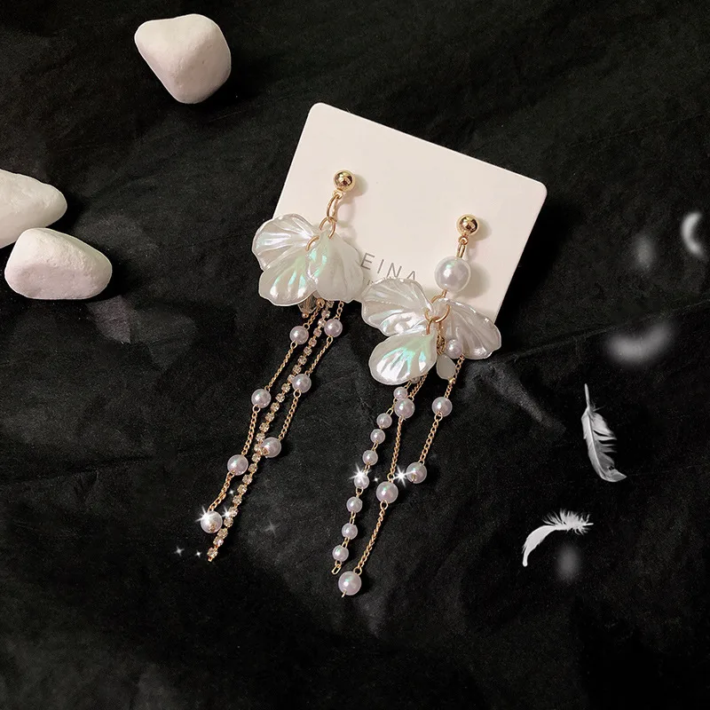 White Shells & Pearls Long Tassel Earrings - Image 2