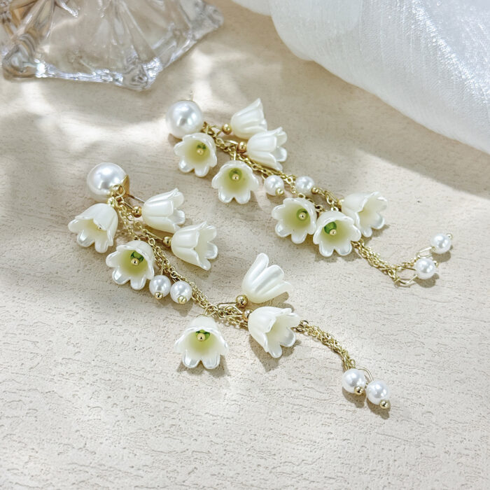 White Long Floral Earrings - Image 2