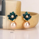 Teal Flower with Champagne Pearl EArrings - Image 3