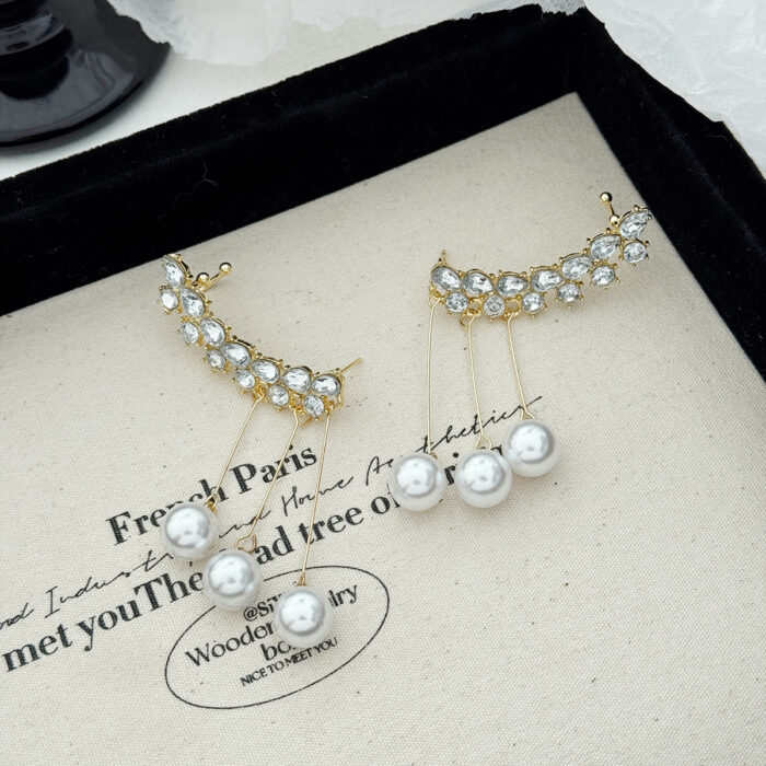 Dazzling Crystal Cuff Pearl Drop Earrings - Image 2