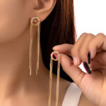 Minimalistic Wrapped Circle Gold Drop Earrings - Image 4
